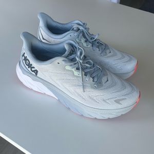 Women’s Hoka Arahi 6 Blue Fog EUC